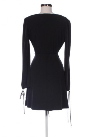 Рокля Mango, Размер M, Цвят Черен, Цена 10,73 €