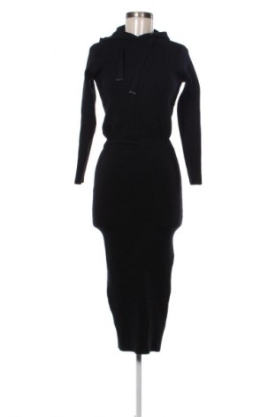 Ruha Mohito, Méret XXS, Szín Fekete, Ár 4 139 Ft