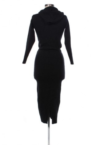 Ruha Mohito, Méret XXS, Szín Fekete, Ár 4 139 Ft