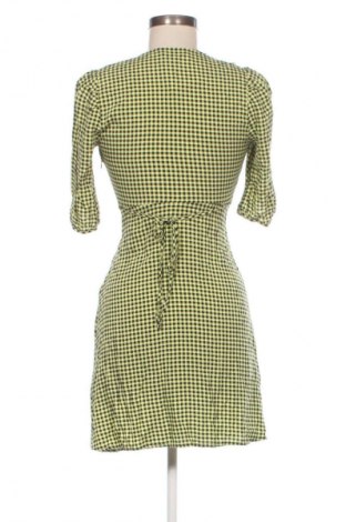 Рокля New Look, Размер M, Цвят Многоцветен, Цена 17,24 €