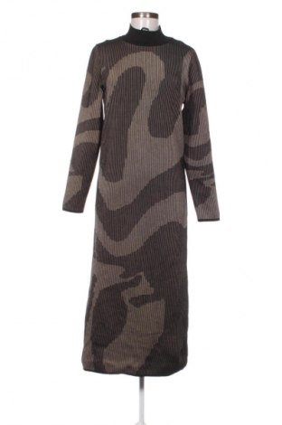 Рокля ONLY, Размер XL, Цвят Многоцветен, Цена 14,42 €