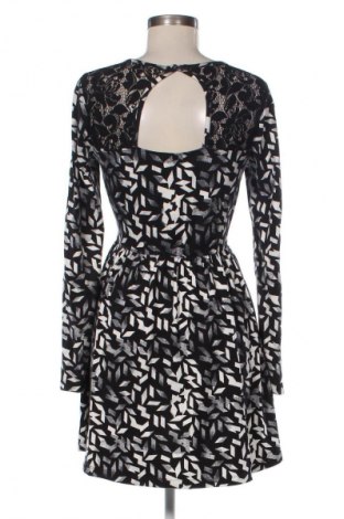 Рокля ONLY, Размер M, Цвят Многоцветен, Цена 6,64 €