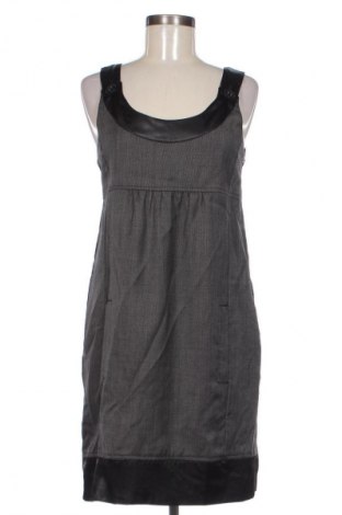 Рокля Pepe Jeans, Размер M, Цвят Многоцветен, Цена 20,96 €