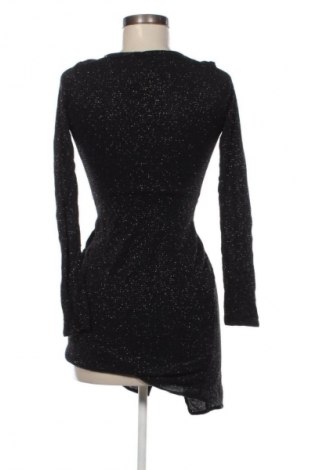 Рокля Pull&Bear, Размер XS, Цвят Черен, Цена 7,15 €