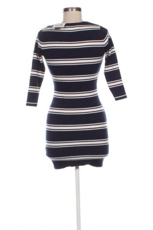 Kleid Reserved, Größe L, Farbe Mehrfarbig, Preis € 5,52