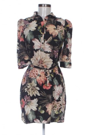 Рокля Reserved, Размер M, Цвят Многоцветен, Цена 11,80 €