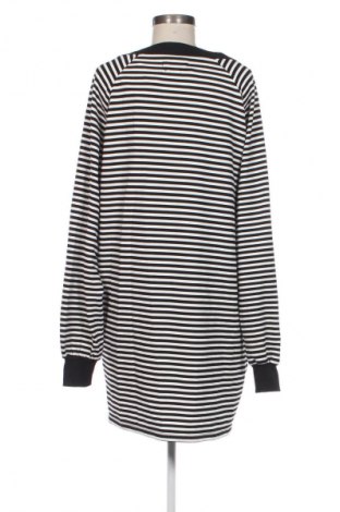 Рокля Reserved, Размер S, Цвят Многоцветен, Цена 5,62 €