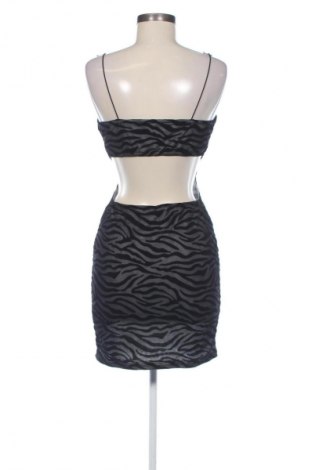 Kleid SHEIN, Größe M, Farbe Schwarz, Preis 22,99 €