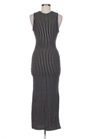 Рокля Sinsay, Размер XS, Цвят Многоцветен, Цена 9,20 €