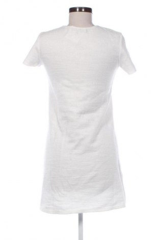 Šaty  Stradivarius, Velikost S, Barva Bílá, Cena  569,00 Kč