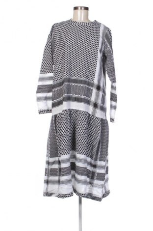 Rochie Summery Copenhagen, Mărime S, Culoare Multicolor, Preț 630,80 Lei