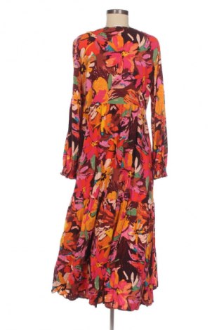 Рокля Tatuum, Размер L, Цвят Многоцветен, Цена 42,43 €