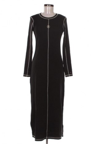 Ruha Tommy Hilfiger, Méret M, Szín Fekete, Ár 38 819 Ft