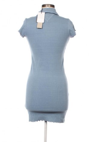Kleid Tommy Jeans, Größe M, Farbe Blau, Preis 89,99 €