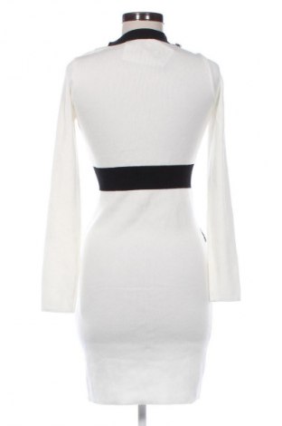 Ruha Unbranded, Méret L, Szín Fehér, Ár 15 919 Ft