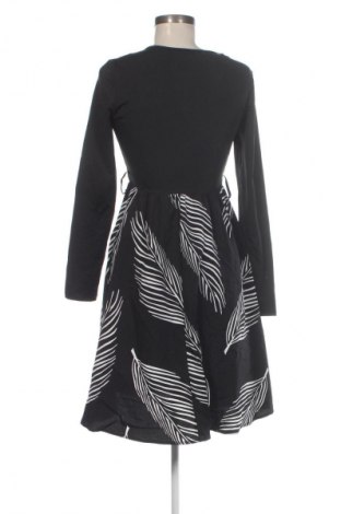 Šaty  Unbranded, Velikost M, Barva Vícebarevné, Cena  599,00 Kč