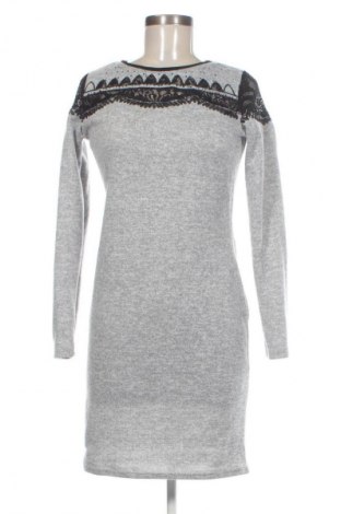 Рокля Unbranded, Размер S, Цвят Сив, Цена 2,04 €