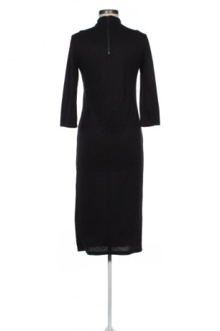 Ruha VILA, Méret M, Szín Fekete, Ár 4 929 Ft