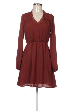Šaty  Vero Moda, Velikost XS, Barva Červená, Cena  109,00 Kč