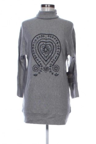 Šaty  YU. K., Velikost M, Barva Šedá, Cena  909,00 Kč