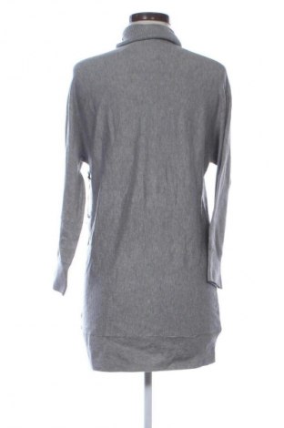 Šaty  YU. K., Velikost M, Barva Šedá, Cena  909,00 Kč