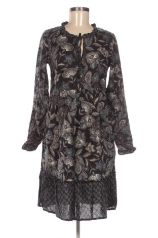 Рокля Yessica, Размер S, Цвят Многоцветен, Цена 13,80 €