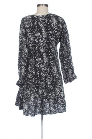 Рокля Zara, Размер XS, Цвят Многоцветен, Цена 4,60 €