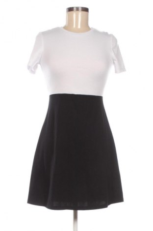 Рокля Zara, Размер S, Цвят Многоцветен, Цена 13,81 €