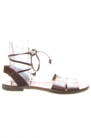 Сандали Lasocki, Размер 40, Цвят Кафяв, Цена 21,60 €