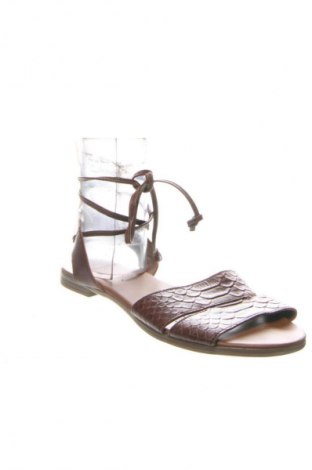 Сандали Lasocki, Размер 40, Цвят Кафяв, Цена 21,60 €