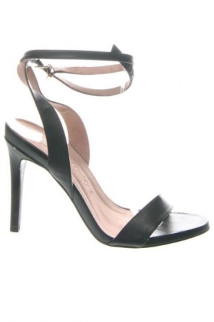 Σανδάλια Tamaris, Μέγεθος 37, Χρώμα Μαύρο, Τιμή 32,99 €