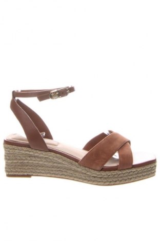 Sandalen Tommy Hilfiger, Größe 39, Farbe Braun, Preis 109,99 €