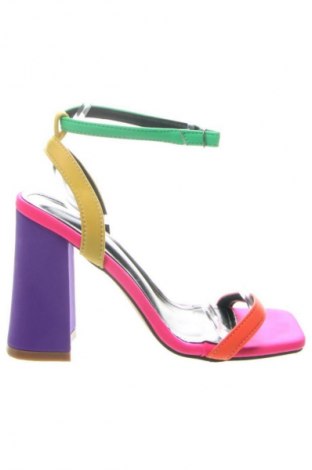 Σανδάλια Unbranded, Μέγεθος 36, Χρώμα Πολύχρωμο, Τιμή 29,99 €