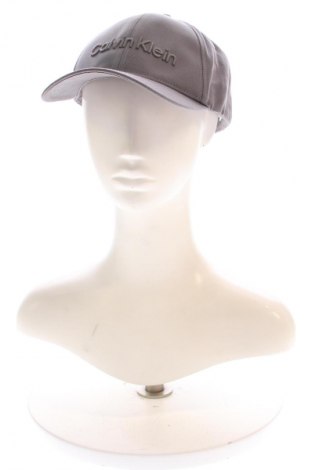 Шапка Calvin Klein, Цвят Сив, Цена 23,00 €