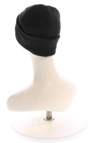 Шапка Calvin Klein Jeans, Цвят Черен, Цена 28,63 €