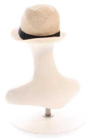 Шапка H&M, Цвят Бежов, Цена 4,60 €