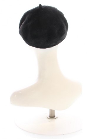 Čepice  Parfois, Barva Černá, Cena  289,00 Kč