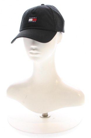 Шапка Tommy Jeans, Цвят Черен, Цена 30,67 €