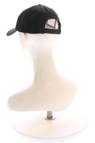 Шапка Tommy Jeans, Цвят Черен, Цена 23,00 €