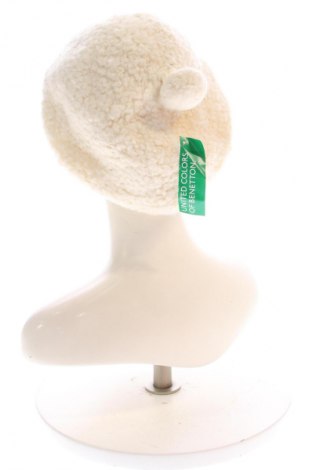 Hut United Colors Of Benetton, Farbe Ecru, Preis 30,99 €