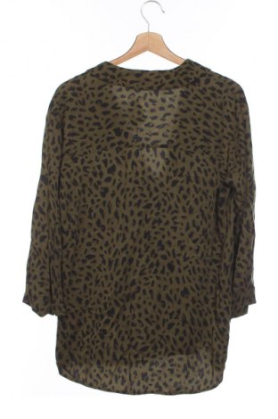 Дамска риза Bershka, Размер XS, Цвят Многоцветен, Цена 4,60 €