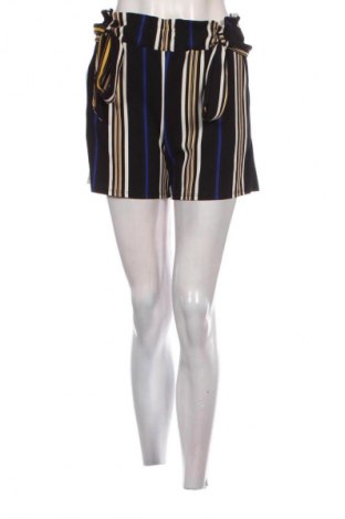 Дамски къс панталон Made In Italy, Размер M, Цвят Многоцветен, Цена 2,04 €