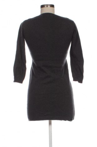 Dámský svetr Bench, Velikost S, Barva Šedá, Cena  129,00 Kč