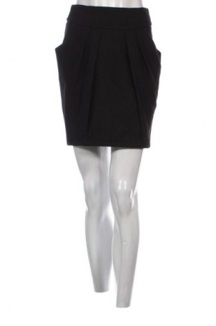 Пола Unbranded, Размер S, Цвят Черен, Цена 2,04 €