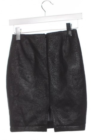 Пола Unbranded, Размер XS, Цвят Черен, Цена 8,03 €