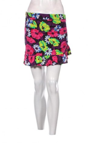 Пола - панталон Bershka, Размер M, Цвят Многоцветен, Цена 4,09 €