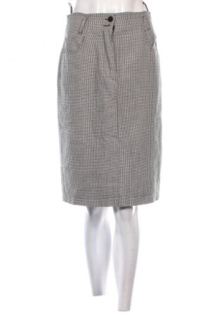 Пола Alba Moda, Размер M, Цвят Многоцветен, Цена 2,04 €