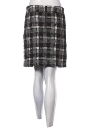 Пола Comma,, Размер M, Цвят Многоцветен, Цена 5,11 €