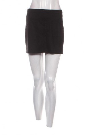 Пола Cropp, Размер S, Цвят Черен, Цена 2,04 €