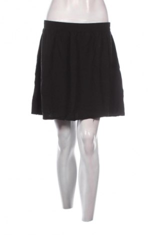 Пола Janina, Размер L, Цвят Черен, Цена 2,04 €